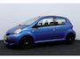 Toyota Aygo 1.0-12V Comfort Navigator/ 5-Drs/ Airco/ C.V. Afstand/ Elek. Ramen/ Isofix/ Deelbare achterbank/ Getint glas/ Metallic lak.