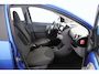 Toyota Aygo 1.0-12V Comfort Navigator/ 5-Drs/ Airco/ C.V. Afstand/ Elek. Ramen/ Isofix/ Deelbare achterbank/ Getint glas/ Metallic lak.