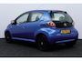 Toyota Aygo 1.0-12V Comfort Navigator/ 5-Drs/ Airco/ C.V. Afstand/ Elek. Ramen/ Isofix/ Deelbare achterbank/ Getint glas/ Metallic lak.