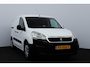 Peugeot Partner 122 1.6 BlueHDi 100 L1 XR S&S/ Zij-Schuifdeur Rechts/ 100pk!/ Airco/ Cruise/ Elek. pakket/ Bluetooth/ Armsteun/ AUX & USB/ PDC/ Getint glas.