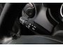 Dacia Duster 1.6 Lauréate/ DEALER ONDERHOUDEN!/ Trekhaak/ Leder/ Airco/ C.V. Afstand/ Elek. pakket/ Isofix/ Radio-CD AUX/ 6-Bak/ 16'' LMV/ Mistl./ Extra getint glas.