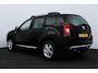 Dacia Duster 1.6 Lauréate/ DEALER ONDERHOUDEN!/ Trekhaak/ Leder/ Airco/ C.V. Afstand/ Elek. pakket/ Isofix/ Radio-CD AUX/ 6-Bak/ 16'' LMV/ Mistl./ Extra getint glas.
