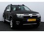 Dacia Duster 1.6 Lauréate/ DEALER ONDERHOUDEN!/ Trekhaak/ Leder/ Airco/ C.V. Afstand/ Elek. pakket/ Isofix/ Radio-CD AUX/ 6-Bak/ 16'' LMV/ Mistl./ Extra getint glas.