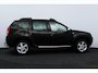 Dacia Duster 1.6 Lauréate/ DEALER ONDERHOUDEN!/ Trekhaak/ Leder/ Airco/ C.V. Afstand/ Elek. pakket/ Isofix/ Radio-CD AUX/ 6-Bak/ 16'' LMV/ Mistl./ Extra getint glas.