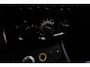 Dacia Duster 1.6 Lauréate/ DEALER ONDERHOUDEN!/ Trekhaak/ Leder/ Airco/ C.V. Afstand/ Elek. pakket/ Isofix/ Radio-CD AUX/ 6-Bak/ 16'' LMV/ Mistl./ Extra getint glas.