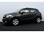 Opel Mokka 1.4 T Cosmo/ Trekhaak/ Camera/ 17'' LMV/ Navi/ Clima/ Cruise/ Elek. pakket/ Isofix/ Bluetooth/ Armsteun/ Multi. LEDER. Stuur/ Mistl./ PDC V+A/ Dagrijverl.