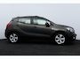 Opel Mokka 1.4 T Cosmo/ Trekhaak/ Camera/ 17'' LMV/ Navi/ Clima/ Cruise/ Elek. pakket/ Isofix/ Bluetooth/ Armsteun/ Multi. LEDER. Stuur/ Mistl./ PDC V+A/ Dagrijverl.