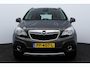 Opel Mokka 1.4 T Cosmo/ Trekhaak/ Camera/ 17'' LMV/ Navi/ Clima/ Cruise/ Elek. pakket/ Isofix/ Bluetooth/ Armsteun/ Multi. LEDER. Stuur/ Mistl./ PDC V+A/ Dagrijverl.