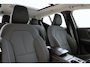 Volvo XC40 T2 AUT. MOMENTUM BUSINESS -PANO.DAK|BLIS|ADAP.CRUISE|CAMERA|CLIMATE|KEYLESS|INDUC.LADEN|ZITTINGVERL.|19"