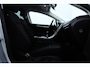 Ford Mondeo Wagon 1.5 TDCi Trend/ Airco/ Navi/ 6-Bak/ Bluetooth/ DAB+/ Cruise/ Elek.Pakket/ Getint-Glas/ PDC V+A/ C.V. Afstand/ Multi-Stuur/ Dakrail