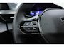 Peugeot 208 1.2 Hybrid 110 e-DCS6 Allure | Tot 8 jaar fabrieksgarantie! | Adaptive Cruise Control | Apple Carplay & Android Auto | Full LED | 360 Camera | Climate Control | Navigatie