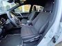Toyota RAV4 2.5 Hybrid Dynamic Navigatie, Privacy Glass, Achtertuitrijcamera, 18" Lichtmetalen velgen, Climate control