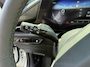 Kia Niro EV Light Advanced 64.8 kWh | Stoel/Stuurwielverwarming | Navigatie | Climate Control | SOH 99%