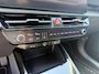 Kia Niro EV Light Advanced 64.8 kWh | Stoel/Stuurwielverwarming | Navigatie | Climate Control | SOH 99%