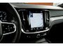 Volvo V60 2.0 B4 R-Design Pano Camera Harman/Kardon 20''