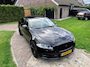 Jaguar XJ 2.0 Luxury-PANO-CAMERA-NL AUTO-BLACK OPTIEK-20"-