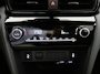Toyota Yaris Cross 1.5 HYBRIDE DYNAMIC LUXURY GARANTIE TOT 2035 . NAVIGATIE . PARKEERSENSOREN VOOR & ACHTER . STOEL/STUUR VERWARMING .