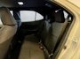 Toyota Yaris Cross 1.5 HYBRID DYNAMIC BITONE SILVERLINE GARANTIE 2035 NAVIGATIE . STUUR EN STOEL VERWARMING . ADAPTIEVE CRUICE CONTROL .