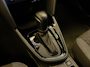 Toyota Yaris Cross 1.5 HYBRID DYNAMIC BITONE SILVERLINE GARANTIE 2035 NAVIGATIE . STUUR EN STOEL VERWARMING . ADAPTIEVE CRUICE CONTROL .