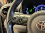 Toyota Yaris Cross 1.5 HYBRID DYNAMIC BITONE SILVERLINE GARANTIE 2035 NAVIGATIE . STUUR EN STOEL VERWARMING . ADAPTIEVE CRUICE CONTROL .