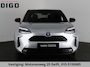 Toyota Yaris Cross 1.5 HYBRID DYNAMIC BITONE SILVERLINE GARANTIE 2035 NAVIGATIE . STUUR EN STOEL VERWARMING . ADAPTIEVE CRUICE CONTROL .