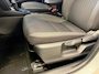 Toyota Yaris Cross 1.5 HYBRID DYNAMIC BITONE SILVERLINE GARANTIE 2035 NAVIGATIE . STUUR EN STOEL VERWARMING . ADAPTIEVE CRUICE CONTROL .