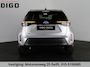Toyota Yaris Cross 1.5 HYBRID DYNAMIC BITONE SILVERLINE GARANTIE 2035 NAVIGATIE . STUUR EN STOEL VERWARMING . ADAPTIEVE CRUICE CONTROL .