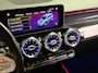 Mercedes-Benz GLB 250 Premium Plus Amg | Pano | Trekhaak | Sfeerverlichting | Camera | Carplay | Stoelverwarming | Burmester | NAP