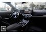 BMW 3-Serie Touring 330e xDrive M-Sport Pro | M-Stoelen | Pano | HUD