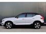 Volvo XC40 Recharge P8 AWD R-Design 95,8% soh! | Stoelverwarming | Warmtepomp | Adaptieve Cruise | Leer / Alcantara |