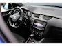 Skoda Octavia Combi 2.0 TSI RS Automaat | Stoelverwarming | DAB+ | Keyless | Elektrische Achterklep | Xenon