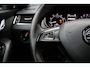 Skoda Octavia Combi 2.0 TSI RS Automaat | Stoelverwarming | DAB+ | Keyless | Elektrische Achterklep | Xenon