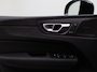 Volvo XC60 T6 PLUG-IN HYBRID ULTIMATE DARK *NIEUW MODEL* LUCHTVERING TREKHA