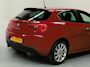 Alfa Romeo Giulietta 1.4 T Distinctive 170PK 100% Onderhouden! Xenon Top Conditie