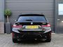 BMW 3-Serie Touring 330i xDrive | Pano | Trekhaak | 360 Camera | HUD