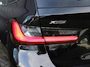BMW 3-Serie Touring 330i xDrive | Pano | Trekhaak | 360 Camera | HUD