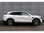 Zeekr 7X Long Range RWD 100 kWh | 615 km Actieradius | Head-up Display | Stoel en Stuur Verwarming | Lederen Bekleding | 20" Lichtmetalen Velgen | Zeekr Sound System | 360 Graden Camera | Panoramadak