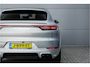 Porsche Cayenne Coupé 3.0 E-Hybrid Sport Design Pano ACC 4WS Trekhaak 22"