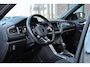 Volkswagen T-Roc 1.5 TSI 150PK R-Line Automaat | ACC | Winterpakket | Achteruitrijcamera