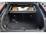 Volvo XC60 Recharge T6 AWD Inscription | Luchtvering | 360 Camera | Adaptieve Cruise Control | Schuif-/kanteldak | Harman Kardon audio | Trekhaak