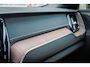 Volvo XC60 Recharge T6 AWD Inscription | Luchtvering | 360 Camera | Adaptieve Cruise Control | Schuif-/kanteldak | Harman Kardon audio | Trekhaak