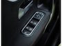 Mercedes-Benz A-klasse 250 e Business Solution AMG Limited | Trekhaak | Panoramadak | Multibeam LED Koplampen | Achteruitrijcamera | Keyless Entry | Elektrisch Verstelbare Voorstoelen | Widescreen Cockpit | Thermotronic | Apple Carplay