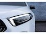 Mercedes-Benz A-klasse 250 e Business Solution AMG Limited | Trekhaak | Panoramadak | Multibeam LED Koplampen | Achteruitrijcamera | Keyless Entry | Elektrisch Verstelbare Voorstoelen | Widescreen Cockpit | Thermotronic | Apple Carplay