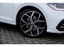 Volkswagen Polo 2.0 TSI GTI | Panoramadak | Matrix iQ.Light | Beats Audio | Achteruitrijcamera | ArtVelours | Lichtmetalen Velgen 18 inch | Keyless Entry | Discover Pro Navigatie | Apple Carplay | Android Auto