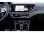 Volkswagen Polo 2.0 TSI GTI | Panoramadak | Matrix iQ.Light | Beats Audio | Achteruitrijcamera | ArtVelours | Lichtmetalen Velgen 18 inch | Keyless Entry | Discover Pro Navigatie | Apple Carplay | Android Auto