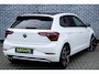 Volkswagen Polo 2.0 TSI GTI | Panoramadak | Matrix iQ.Light | Beats Audio | Achteruitrijcamera | ArtVelours | Lichtmetalen Velgen 18 inch | Keyless Entry | Discover Pro Navigatie | Apple Carplay | Android Auto