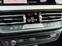 BMW 1-Serie 118i Business Edition M-sport Automaat | SPORTSTOELEN| BMW LED ADAPTIEF| SFEERVERLICHTING| NAVIGATIE| APPLE CARPLAY/ANDROID AUTO| CAMERA + PARKEERSENSOREN| 17" M-SPORT VELGEN| ELEC. CLIMATE CONTROL| BMW DEALER ONDERHOUDEN|