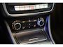 Mercedes-Benz A-klasse 160 AMG Line / Pano / Camera / CarPlay / Cruise