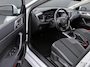 Volkswagen Polo 1.0 TSI 95pk Highline Executive / Navigatie / Carplay / Parkeer sensoren V+A / Carplay / 16'' LMV