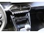 Peugeot 208 1.2 PureTech Allure Pack, 100 PK, Camera, Full led, Cruise, Apple Carplay, Clima, Donker glas, 16 inch Lmv.
